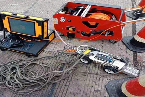 金平CCTV管道检测机器人